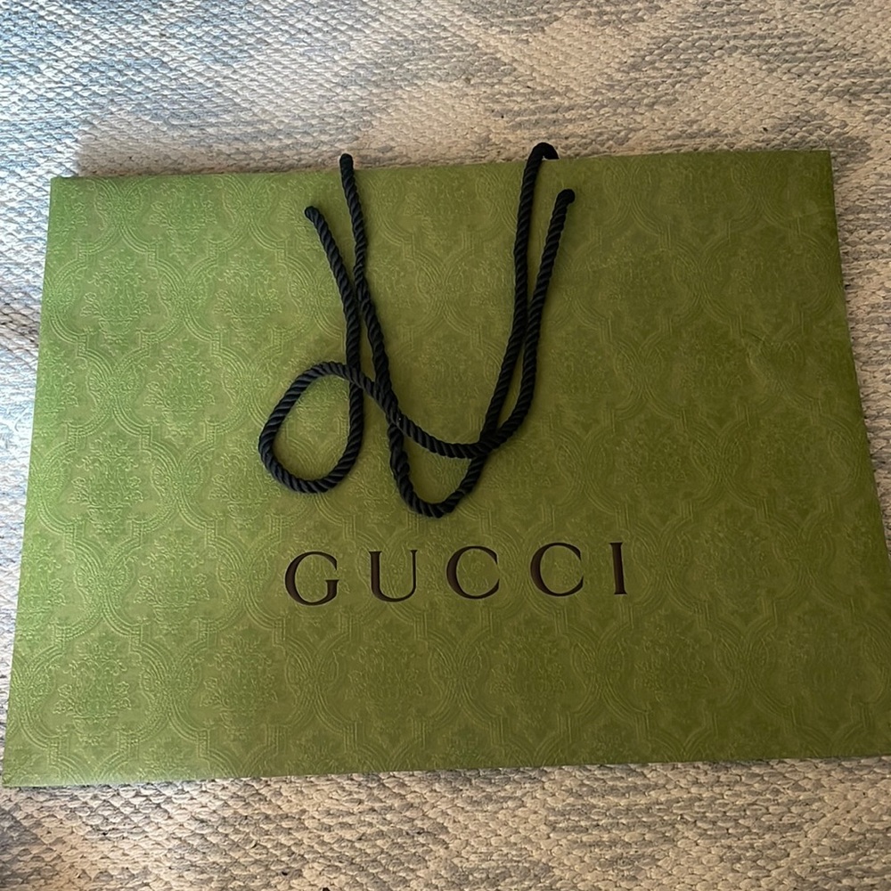 Authentic Gucci shopping bag